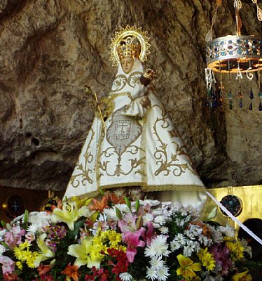 la santina de covadonga